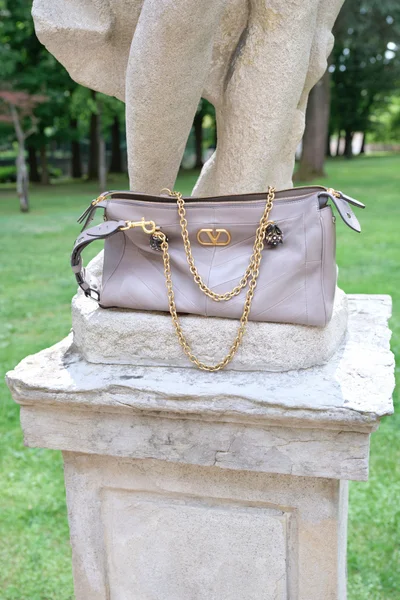 Look 27